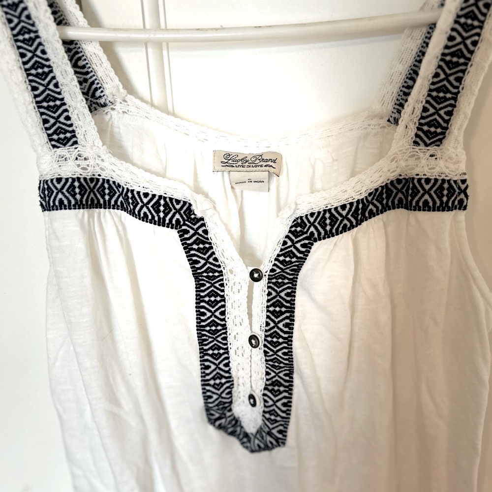 LUCKY BRAND Small Bohemian Embroidered Tank Top Cream and Blue